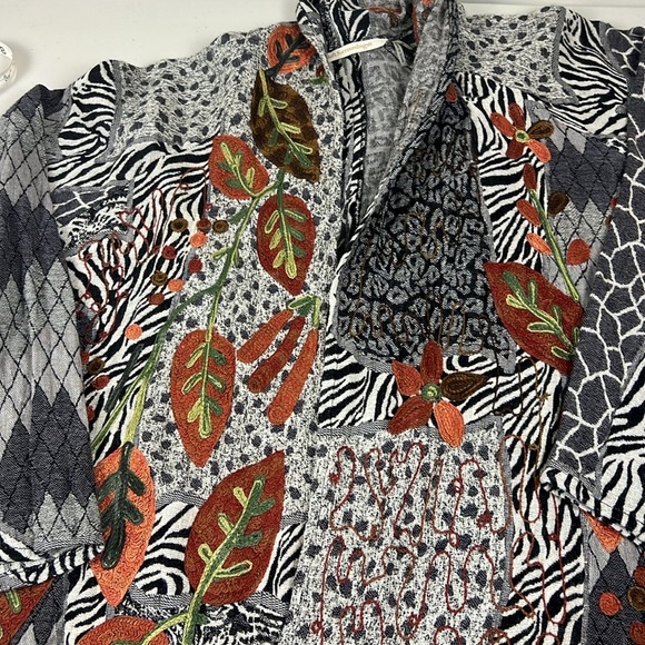 Soft Surroundings Jacket Cardigan Size L/XL Embroidered Open Front Animal Leaf - Picture 7 of 16